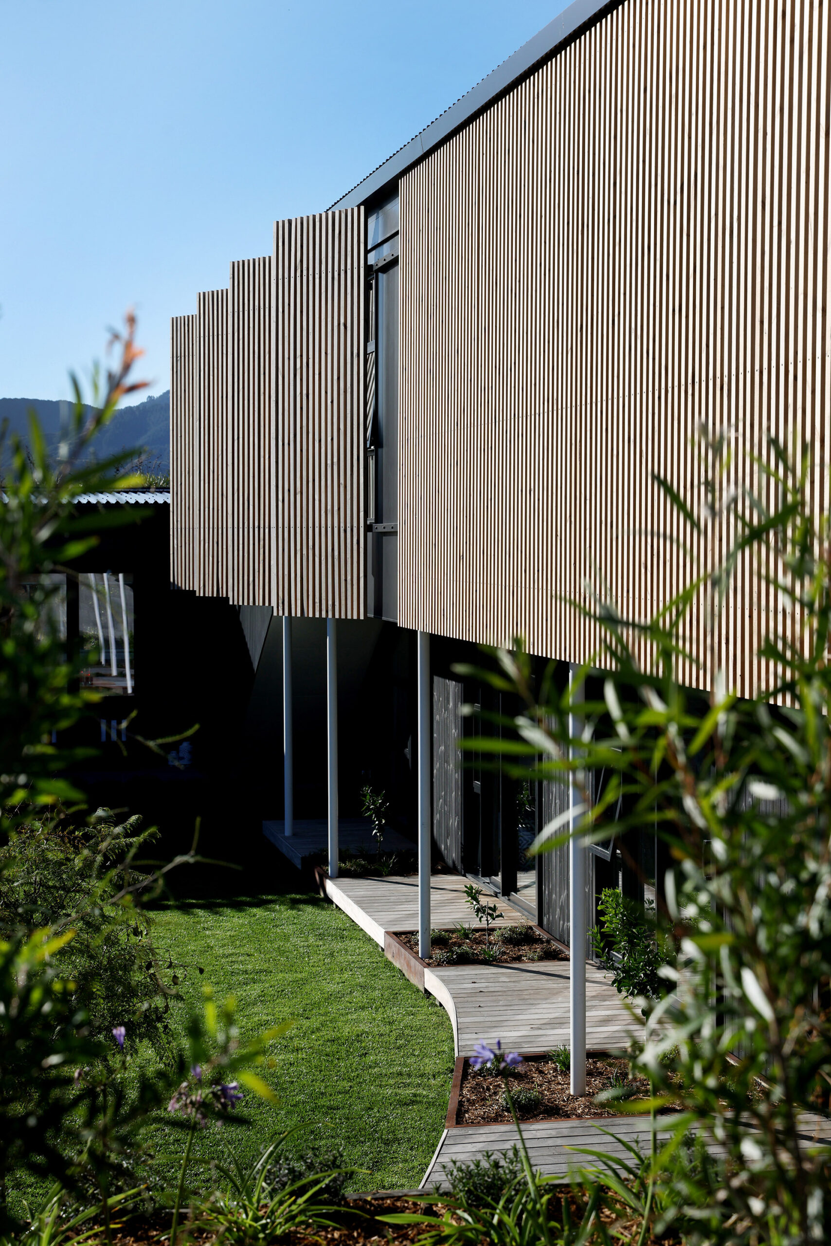 Golf Road House Exterior
